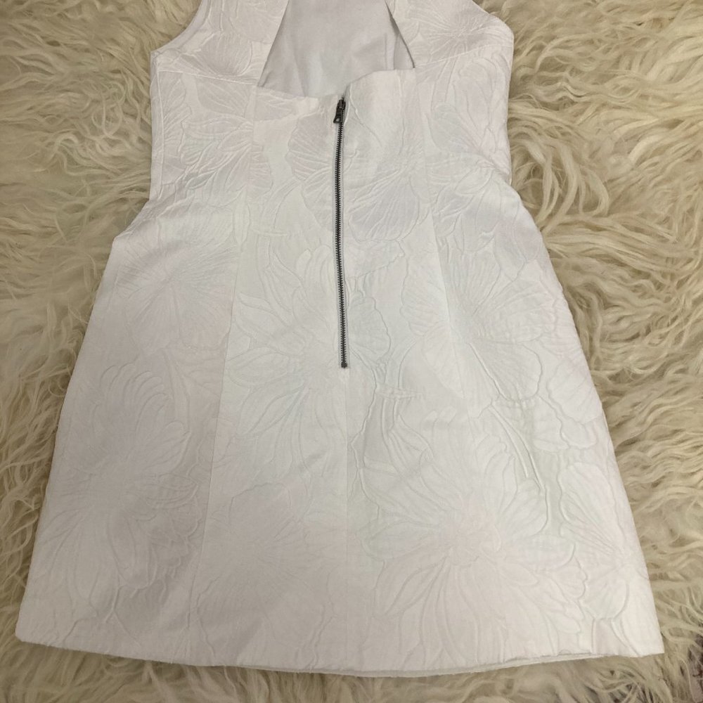 Alice and Olivia Coralia Lantern Dress With Open Back - Picture 12 of 13